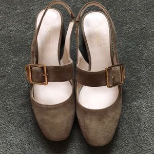 Nine West green Wendor suede pumps